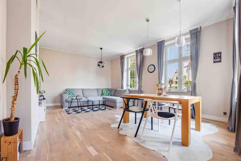 Urokliwy Apartament Gdansk Appartement Buitenkant foto